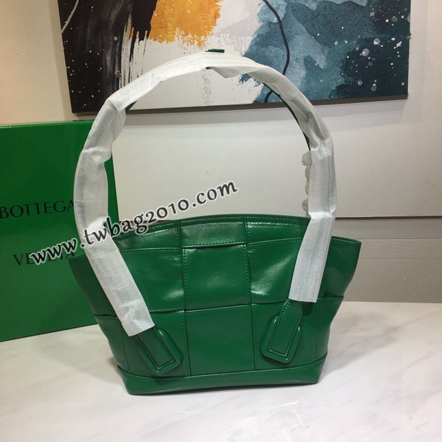 Bottega veneta高端女包 96009s小號 寶緹嘉Arco33油蠟牛皮包 BV經典款蝙蝠包手提包  gxz1241